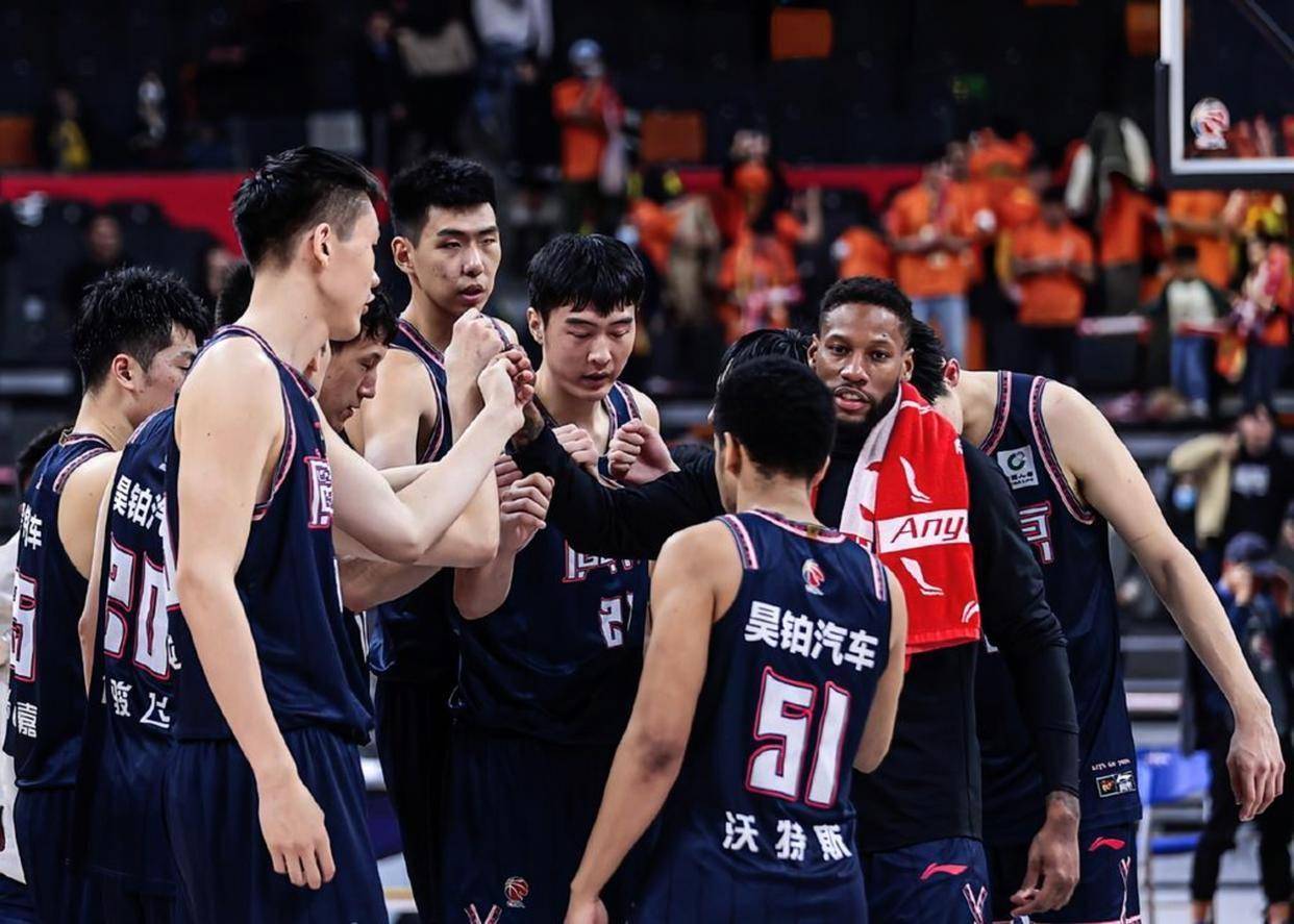 关于重磅!浙江稠州围绕NBA季后赛状态回暖广东宏远临场应变备战意甲,加时末段深圳男篮调整名单以备NBA季后赛的信息 关于重磅!浙江稠州围绕NBA季后赛状态回暖广东宏远临场应变备战意甲,加时末段深圳男篮调整名单以备NBA季后赛的信息